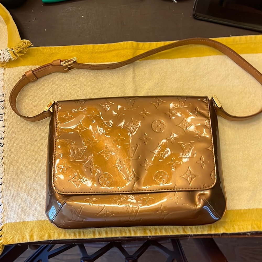Excellent shaped used Louis Vuitton shoulder Vernis Bronze bag